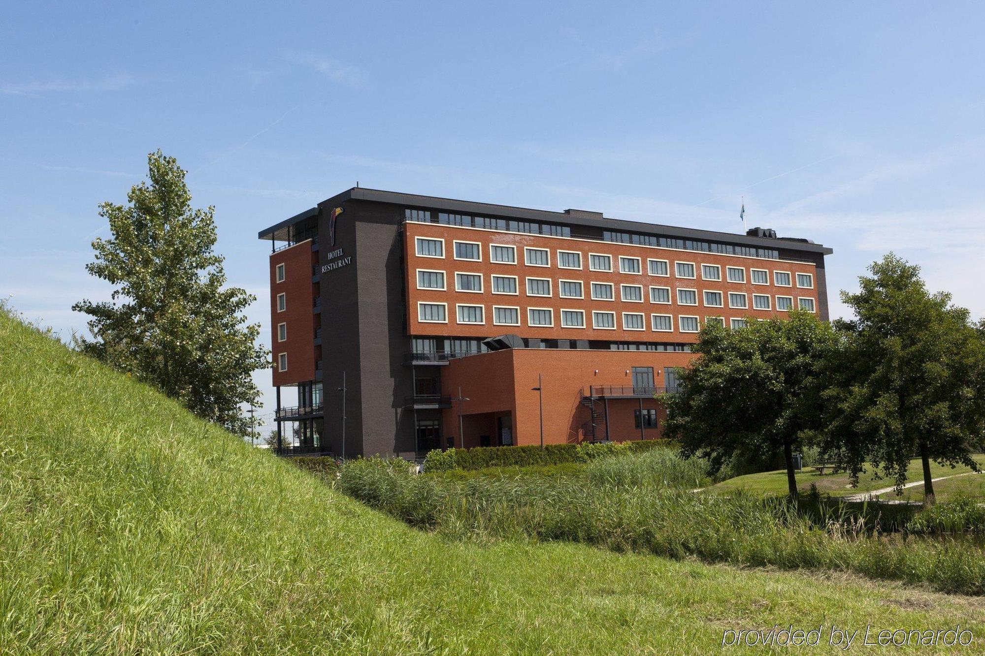 Van Der Valk Hotel Den Haag Nootdorp Bagian luar foto