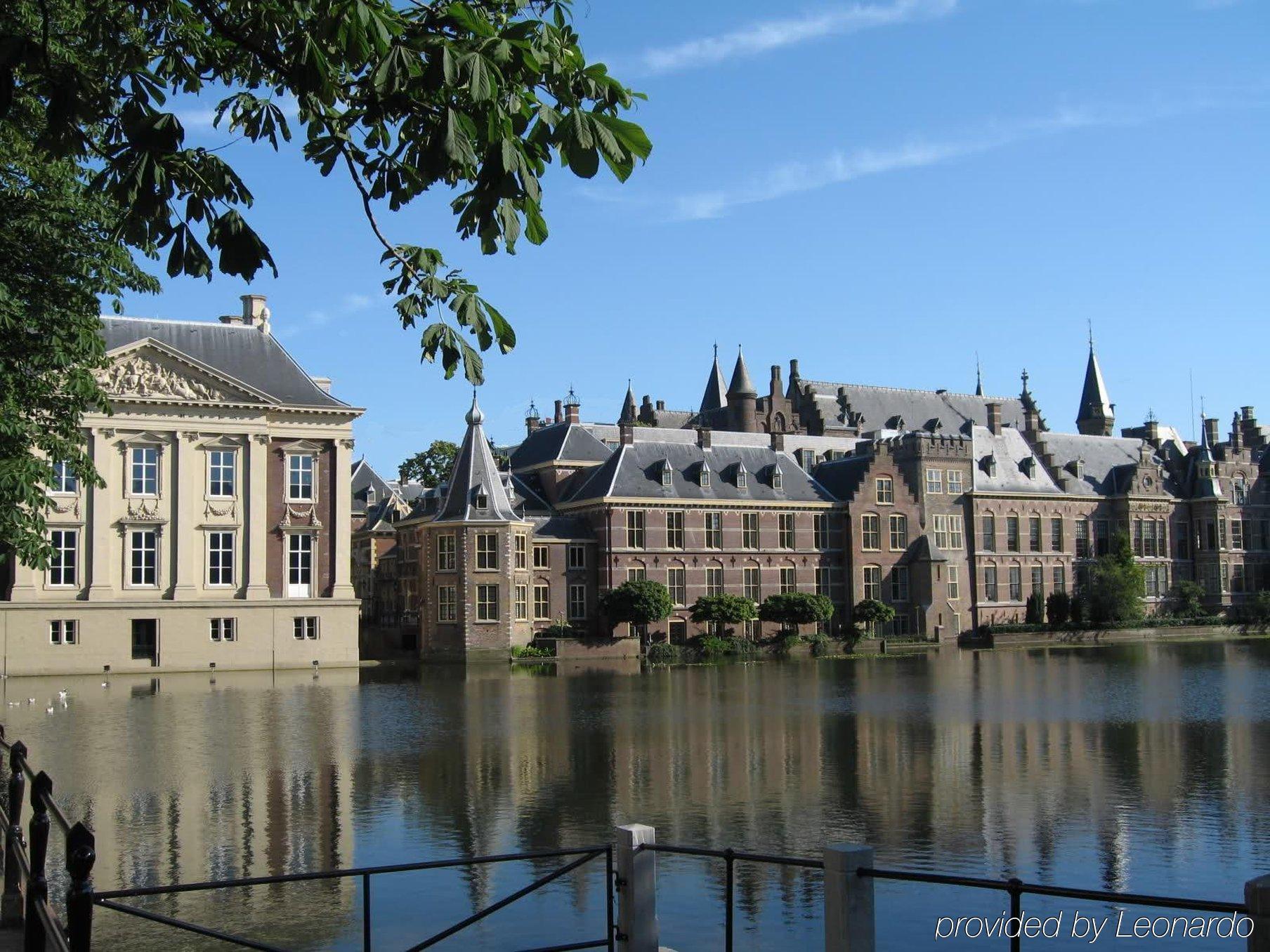 Van Der Valk Hotel Den Haag Nootdorp Bagian luar foto