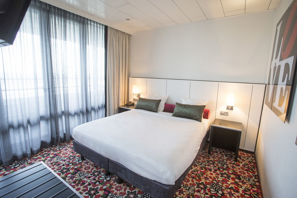 Van Der Valk Hotel Den Haag Nootdorp Bagian luar foto